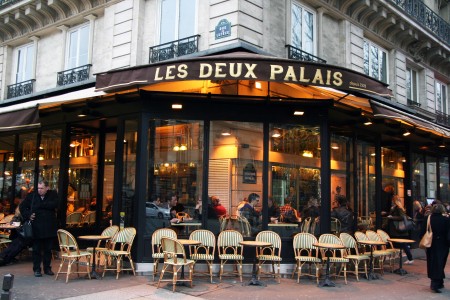 Les-Deux-Palais-café-e1424184833685